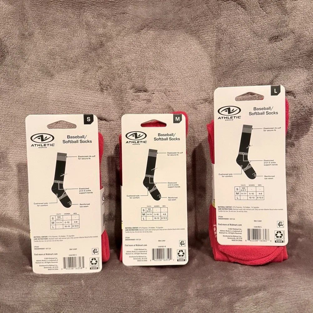 Athletic Works red 2-pk baseball/ softball unisex socks
